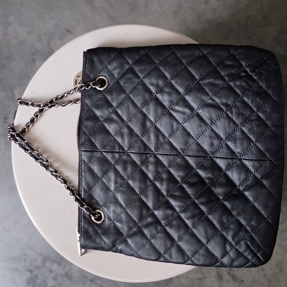 DKNY quilted bag - Picture 2 of 7